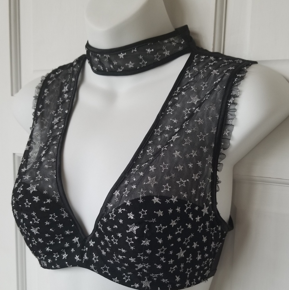 Victoria's Secret Brallete - Picture 2 of 5